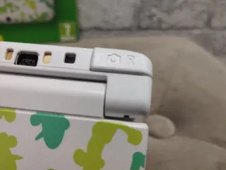 Nintendo 3DS XL Luigi Special Edition