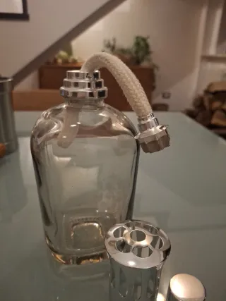 Diffusore ambiente in vetro e metallo