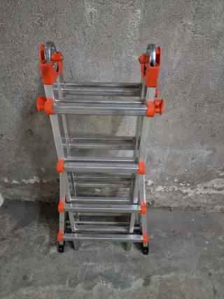 Escalera telescópica aluminio plegable 4x4