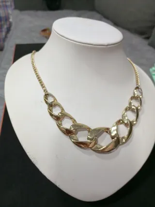 Collar cadena eslabones dorados mujer