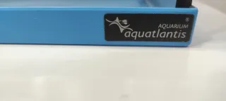 Acuario cristal y plástico azul