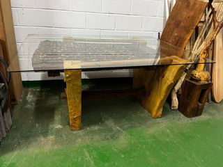 Mesa centro cristal y madera artesanal