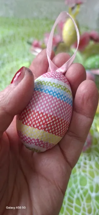 12 Uova Pasquali Decorative con Appendini