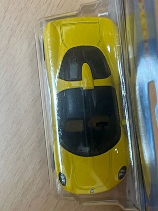 Hot Wheels Gordon Murray Automotive T.33 giallo