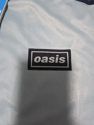 Chaqueta Adidas x Oasis