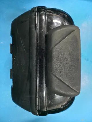 Maleta y soporte Peugeot Satelis original