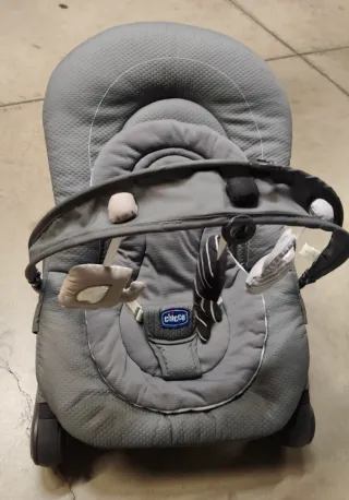 Hamaca Chicco para bebé gris