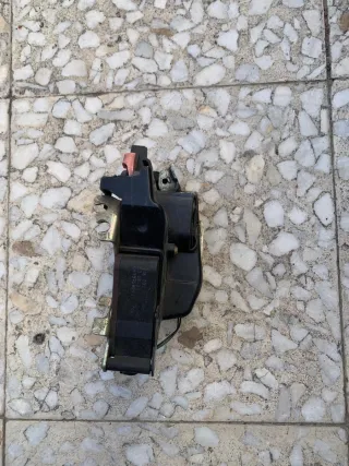 Cerradura Puerta Mercedes-Benz