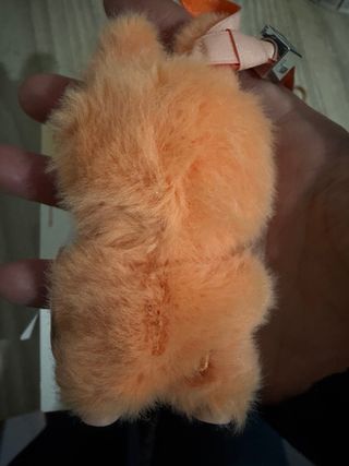 POP MART Pin for Love J - Peluche Arancione
