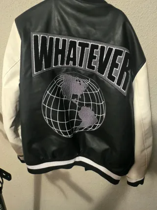 Chaqueta Whatever con Globo