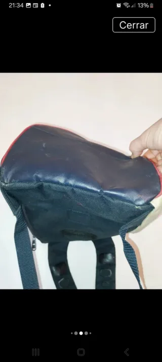 Mochila Nike pequeña beige y negra