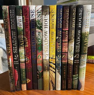 Shadows House 1-13 completa Milky Way Ediciones ma