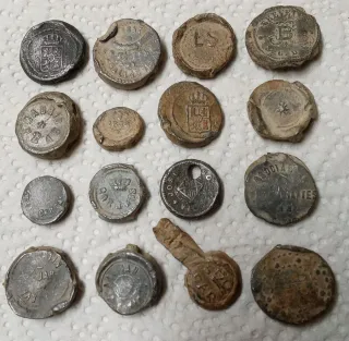 Lote sellos antiguos plomo envío