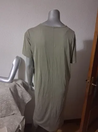 Vestido largo verde militar manga corta