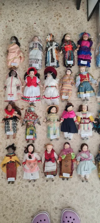 Colección Muñecas Porcelana Mundo RBA