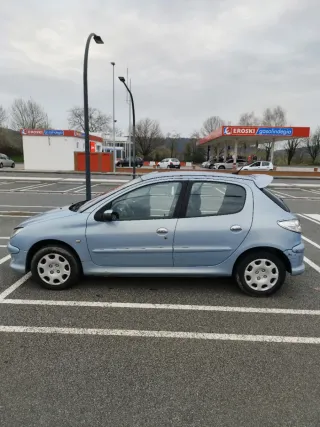 Peugeot 206 2004