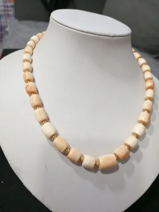 Collar mujer piedras coral y oro