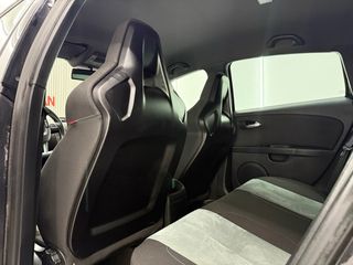 SEAT Leon Cupra R310 2011