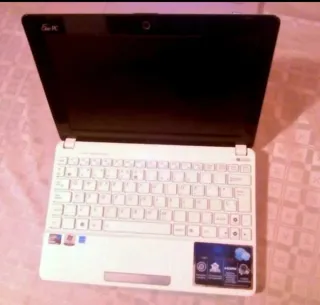 Netbook Asus Eee PC Blanco