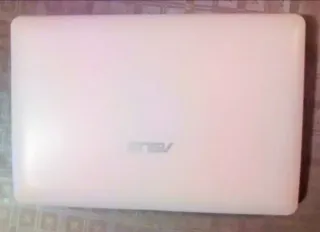 Netbook Asus Eee PC Blanco
