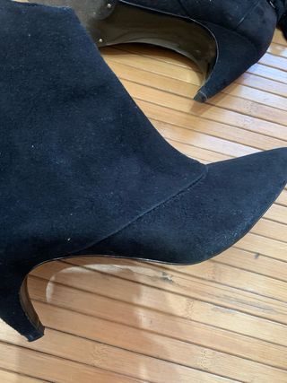 Botines negros de piel Zara