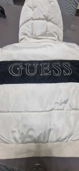 Giubbotto Guess Bianco con Logo