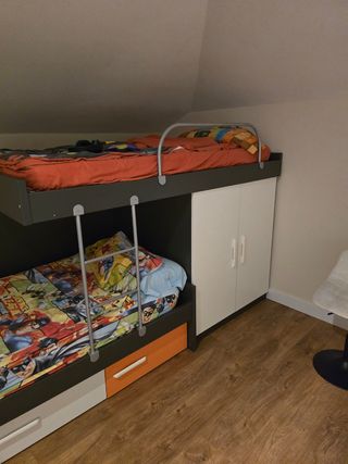 Litera infantil con armario y cajones