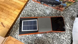 Altavoz Bluetooth Naranja y Negro