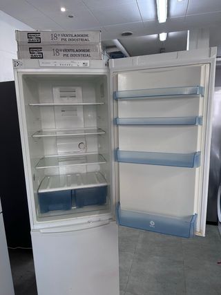 Nevera Combi Blanca balay con garantía transporte