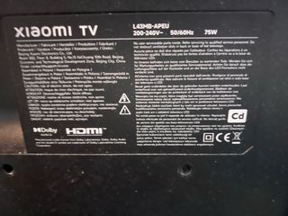 Televisor LED 43 Negro de apenas nueve meses