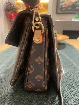 Bolso Marrón y Dorado