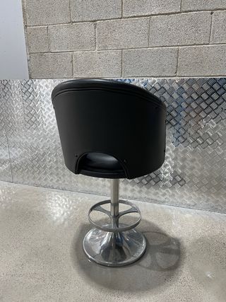 Taburete Bar o Peluquería - Color negro - piel