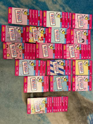 Colección de cromos Hello Kitty y Friends