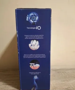 Oral-B iO2 Champions Edition