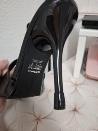 Zapatos Bershka tacón destalonado T39