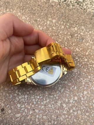 Reloj HKUN Dorado y Negro