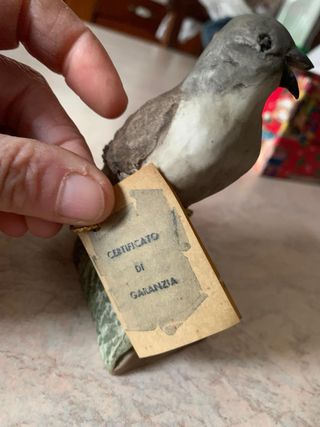 Statuine vintage uccellini su tronco e base legno