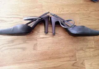 Zapatos, cartera y pañuelo Rebecca Sanver T.36