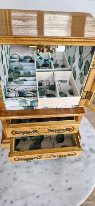 Joyero musical vintage decoración botánica