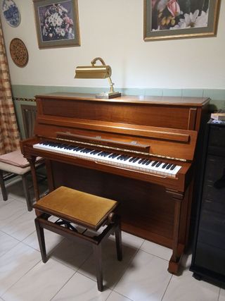 Piano Vertical SEILER Klassik Alemán