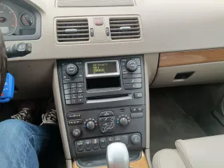Volvo XC90 2004
