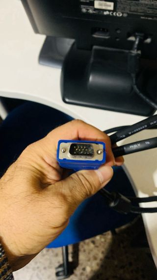 Monitor LG 566 LE Plata