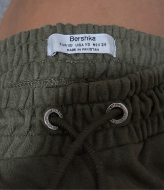 Pantalón de chándal verde militar