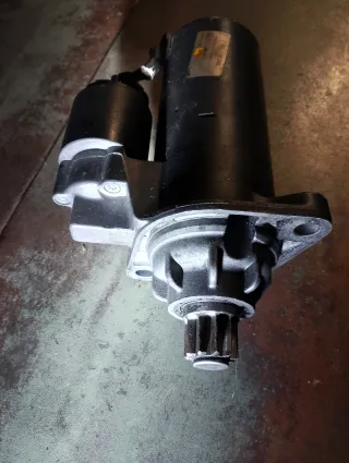 Motor de arranque Bosch 0 985 018 390