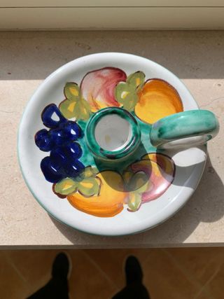 Candeliere vintage in ceramica decorata a mano