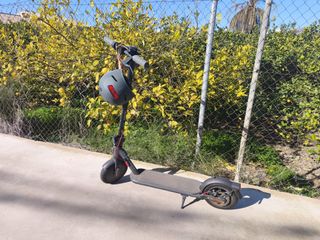 Patinete Xiaomi + Casco con Luz