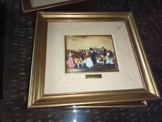 Cuadro decorativo dorado