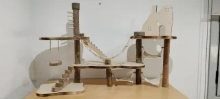 Casa árbol madera Aldi casi nueva