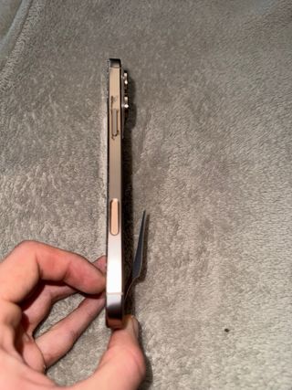 iPhone 16 Pro Max y 15 Pro Max para piezas