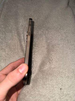 iPhone 16 Pro Max y 15 Pro Max para piezas